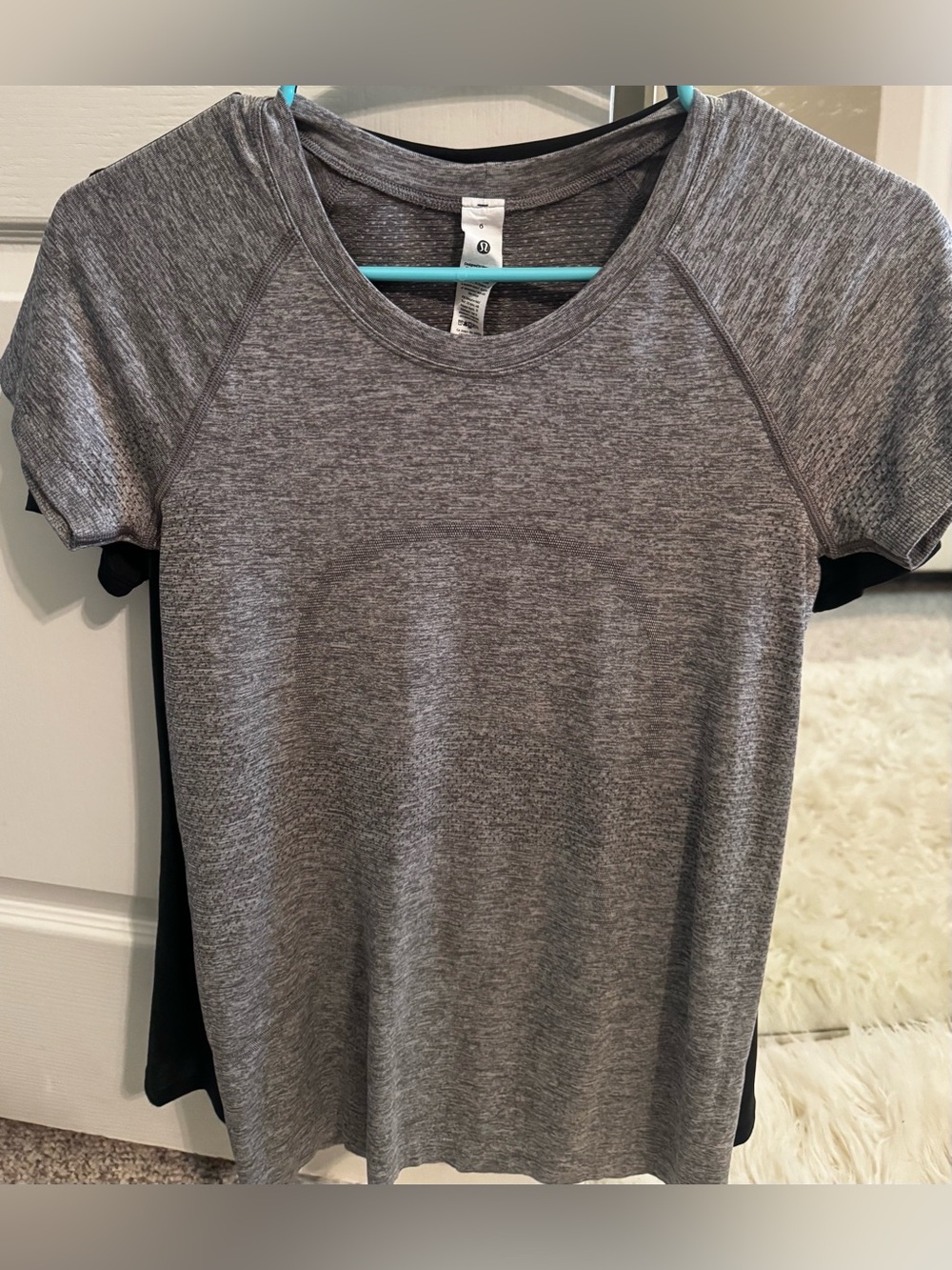 lululemon athletica Heather Gray Short-Sleeve Performance Tee